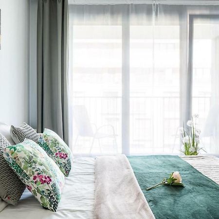 Art Apart Market Square Вроцлав Экстерьер фото