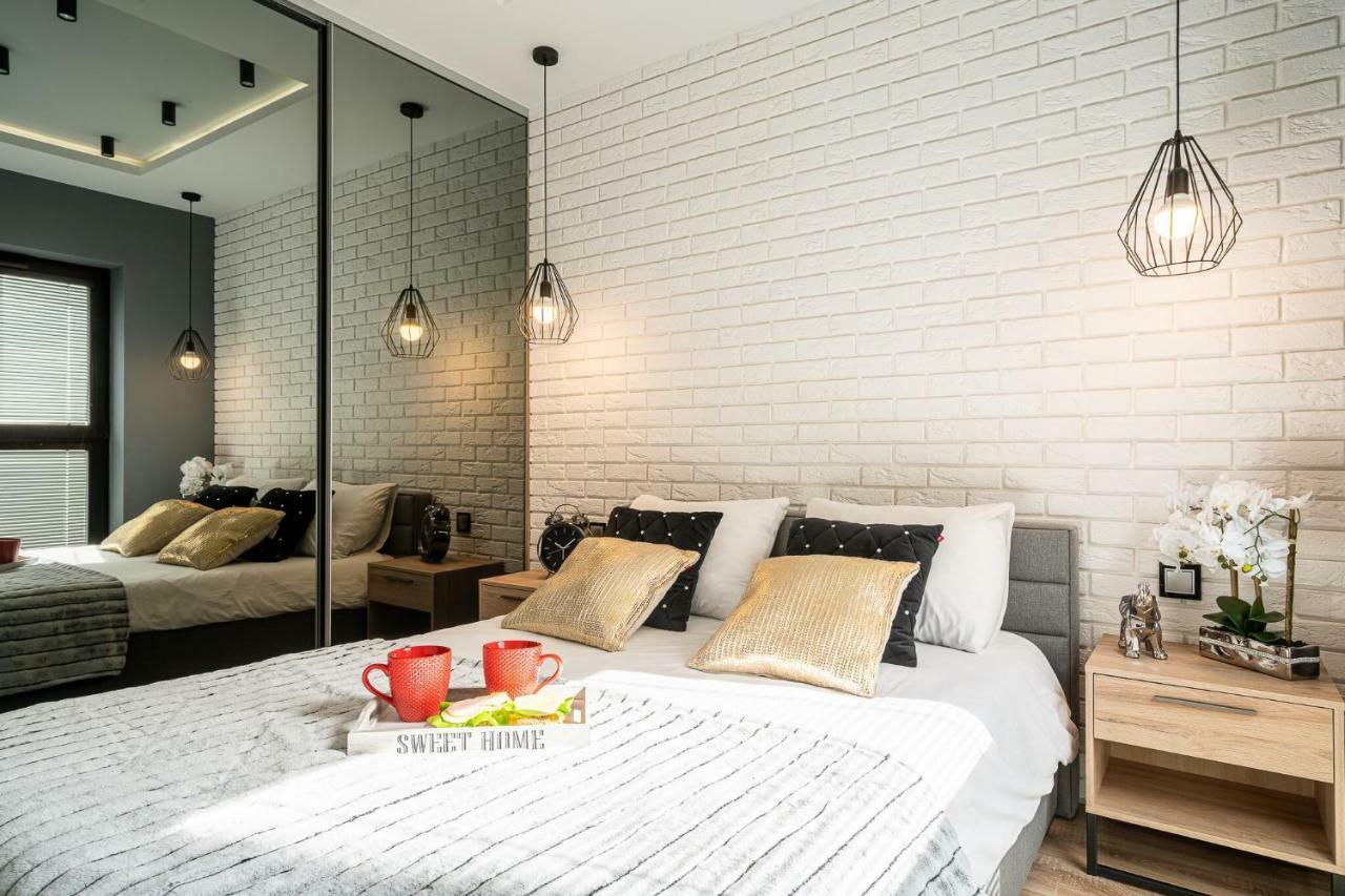 Art Apart Market Square Вроцлав Экстерьер фото
