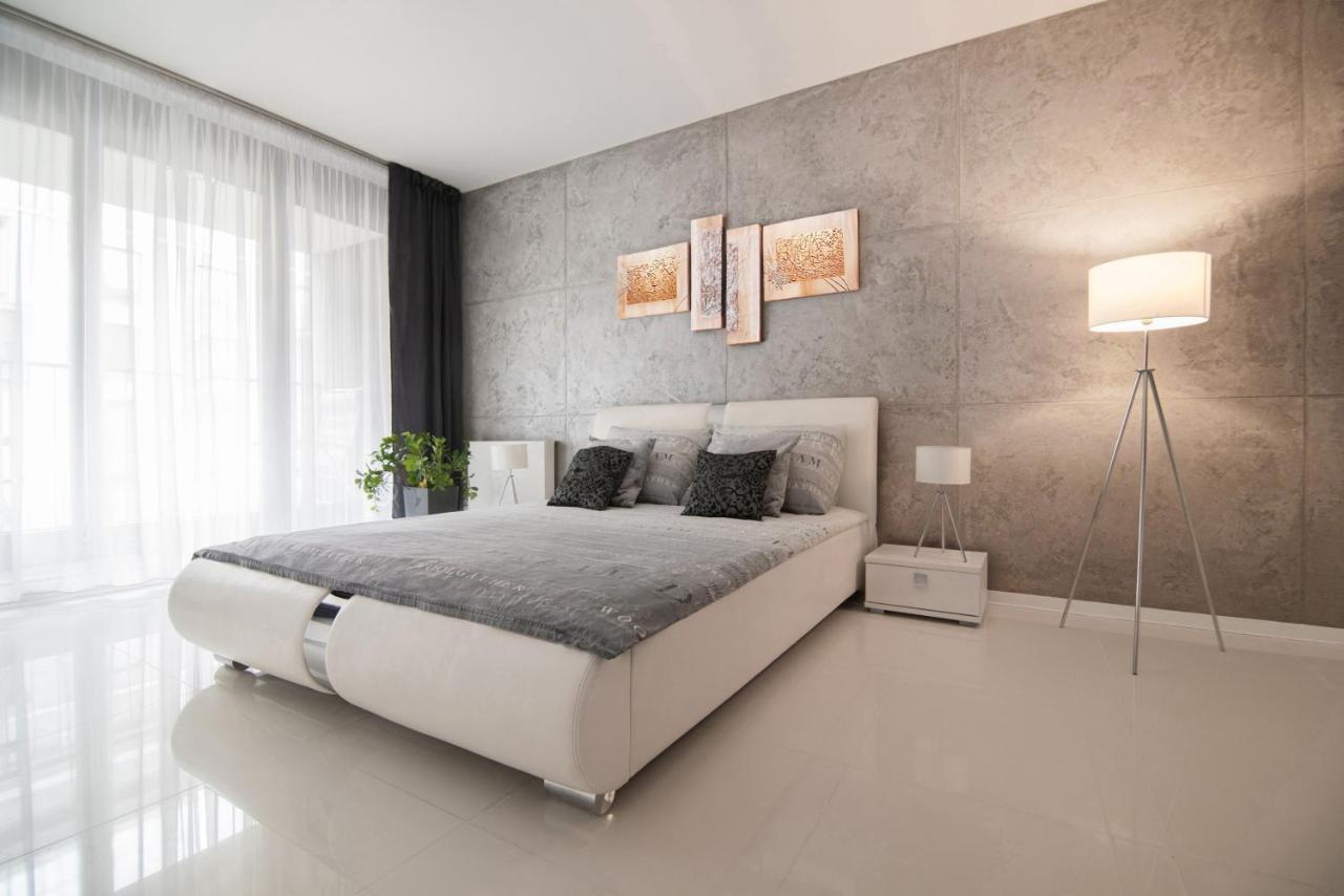 Art Apart Market Square Вроцлав Экстерьер фото